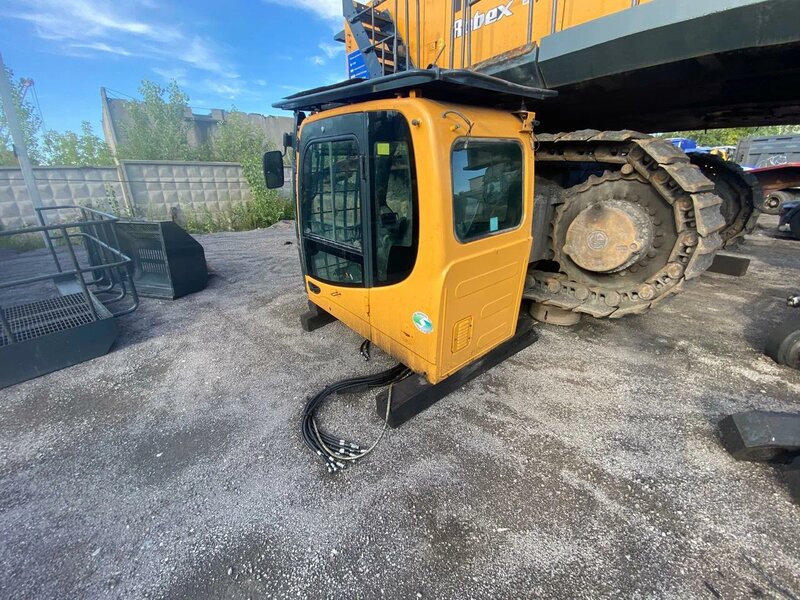 Hyundai R1250 Экскаватор — фото 6
