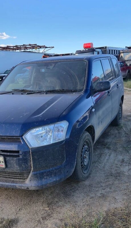 Toyota Probox (правый руль) — фото 3