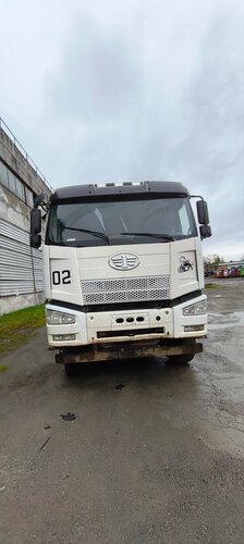 FAW J6 6x6 Самосвал