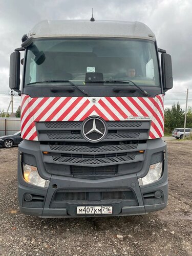 Mercedes-Benz Actros 6x4 Седельный тягач