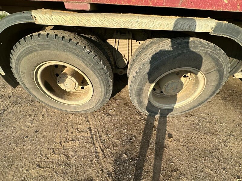 КамАЗ 65801 8x4 Самосвал — фото 8