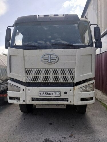 FAW J6 6x6 Самосвал