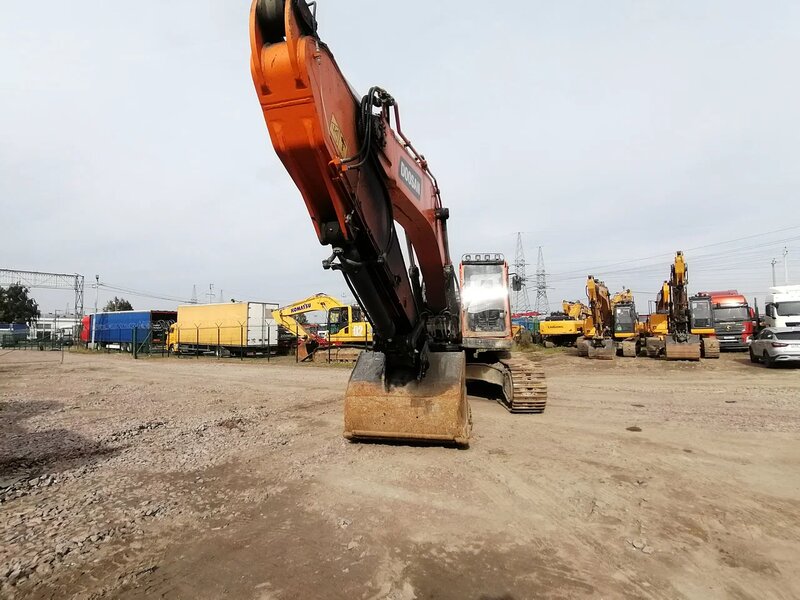 Doosan DX360 Экскаватор — фото 2