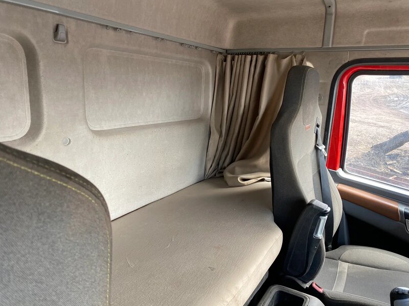 Shacman (Shaanxi) SX 8x4 Самосвал — фото 2