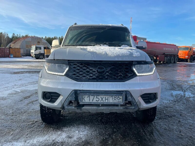 UAZ PATRIOT — фото 1
