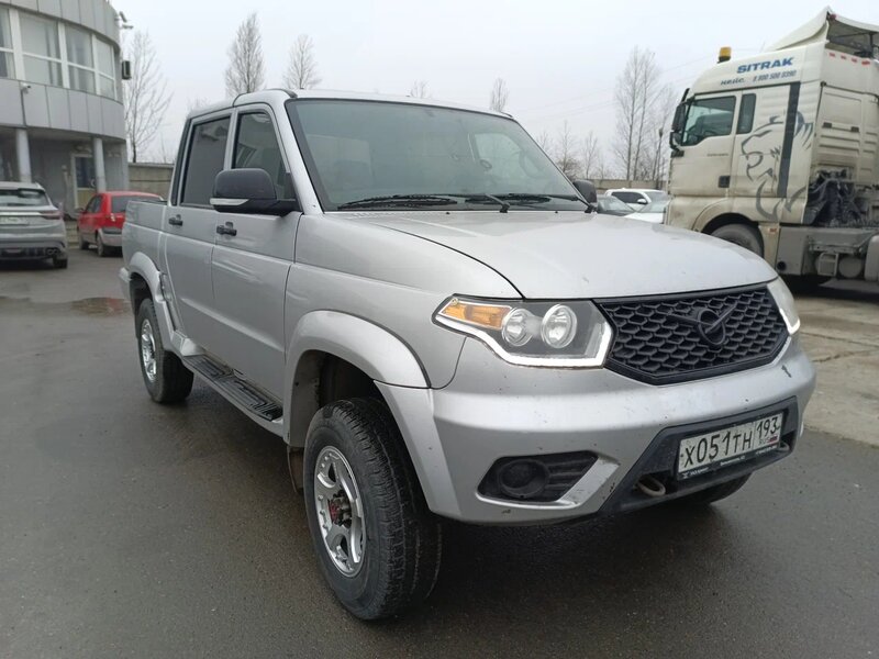 UAZ PATRIOT PICKUP — фото 2