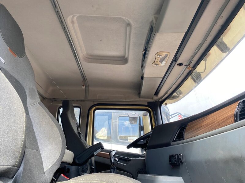 Shacman (Shaanxi) SX 8x4 Самосвал — фото 6