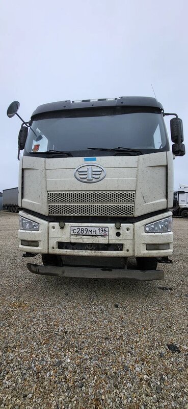 FAW J6 8x4 Самосвал — фото 1