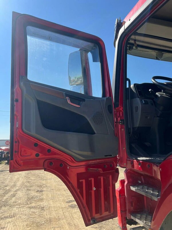 Shacman (Shaanxi) SX 8x4 Самосвал — фото 9