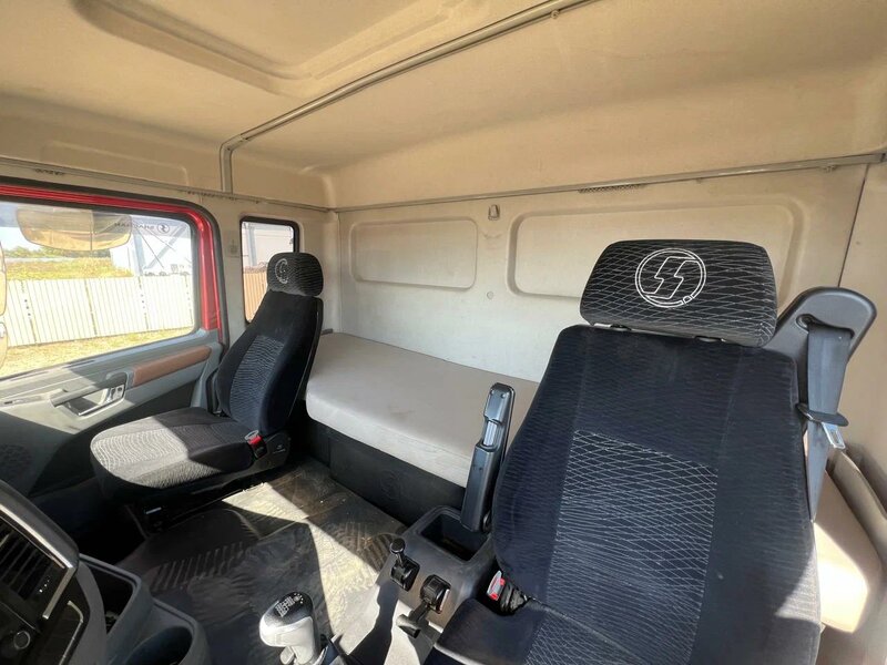 Shacman (Shaanxi) SX 8x4 Самосвал — фото 11