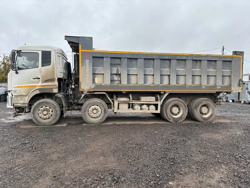 DongFeng KC 8x4 Самосвал — фото 4