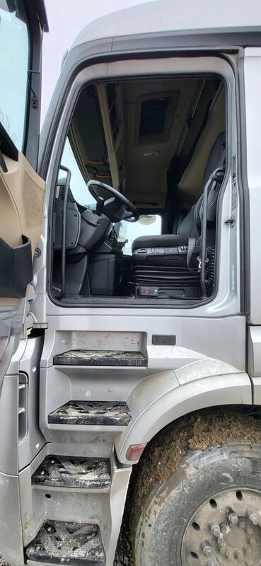 Mercedes-Benz Actros 6x4 Седельный тягач — фото 2