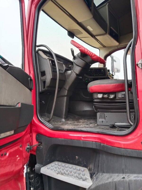 Volvo FH 4x2 Седельный тягач — фото 9