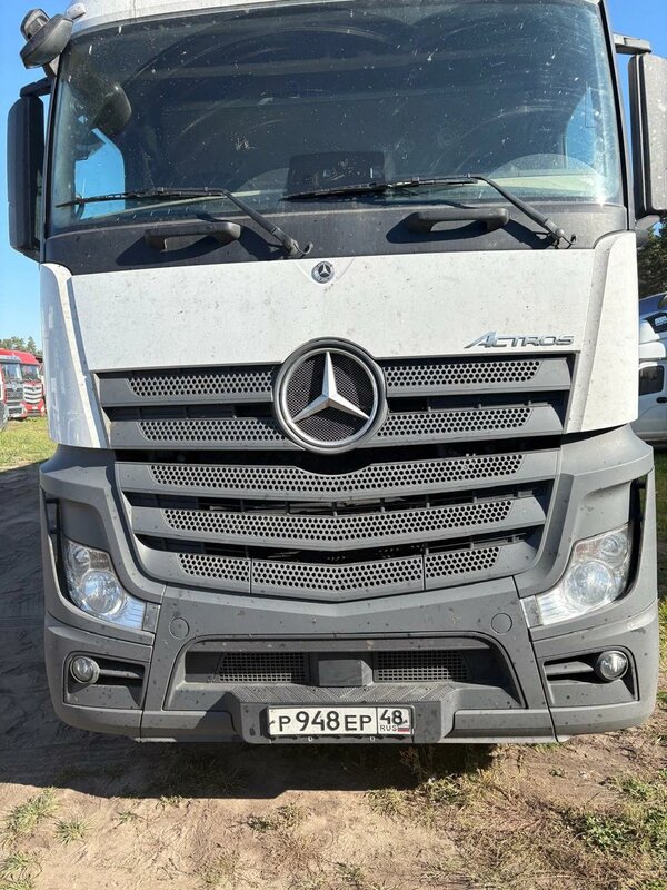 Mercedes-Benz ACTROS 4x2 Седельный тягач — фото 1