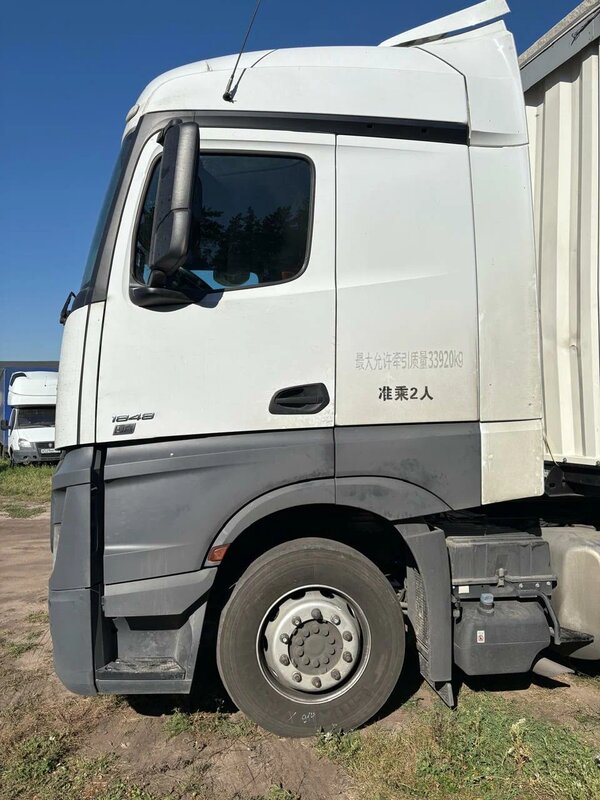 Mercedes-Benz ACTROS 4x2 Седельный тягач — фото 3