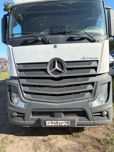 Mercedes-Benz ACTROS 4x2 Седельный тягач