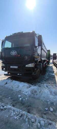 FAW J6 8x4 Самосвал