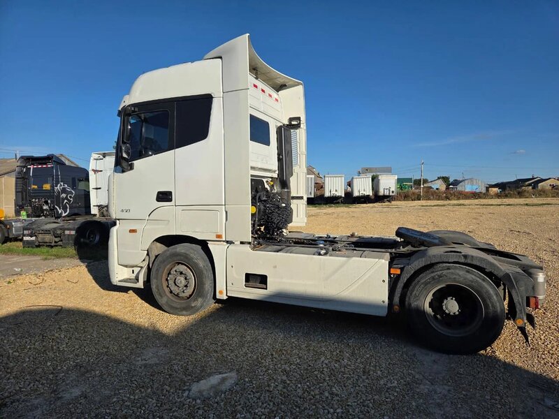 Foton AUMAN 4x2 Седельный тягач — фото 6