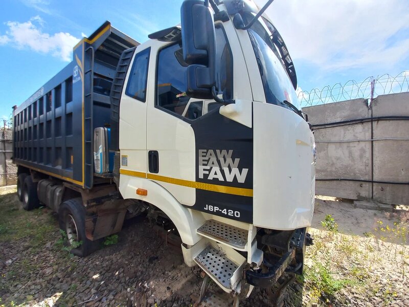 FAW J6 8x4 Самосвал — фото 2