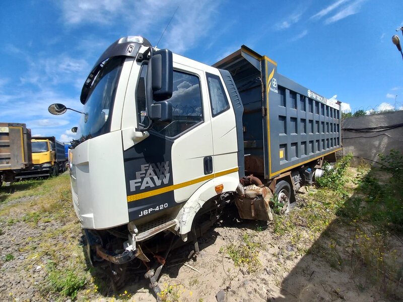 FAW J6 8x4 Самосвал — фото 3