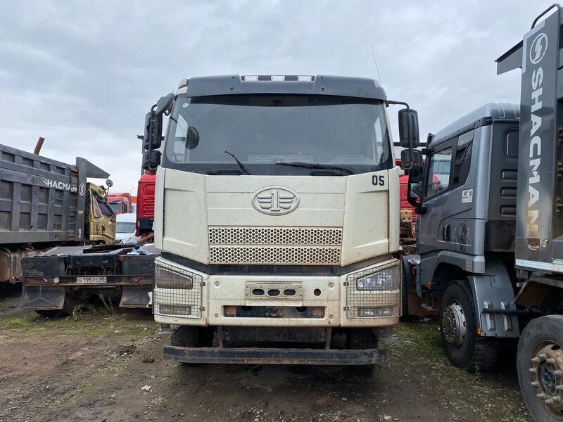 FAW J6 8x4 Самосвал — фото 1