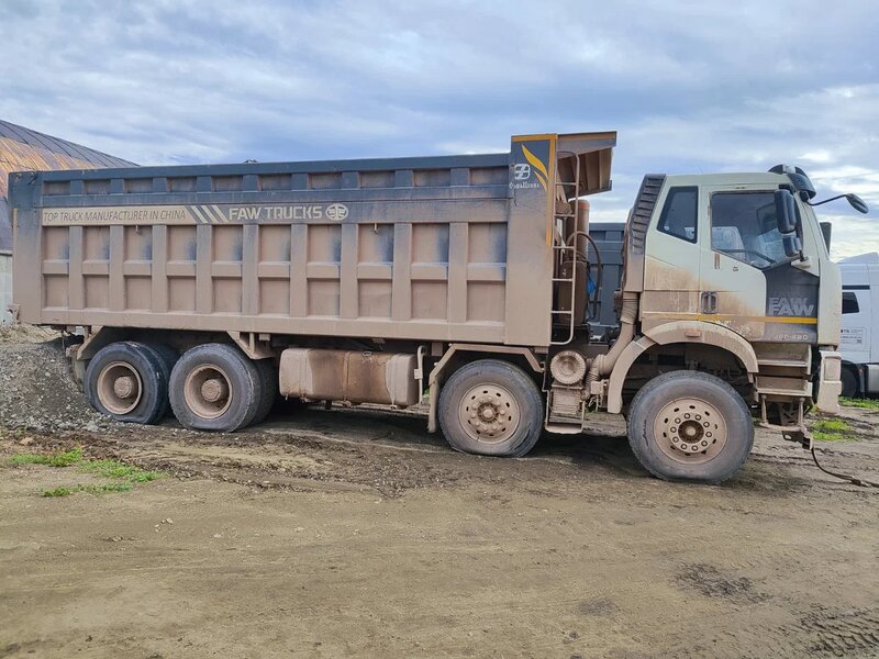 FAW J6 8x4 Самосвал — фото 6