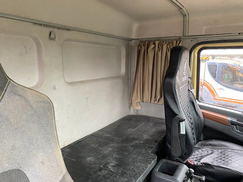 Shacman (Shaanxi) SX 8x4 Самосвал — фото 11