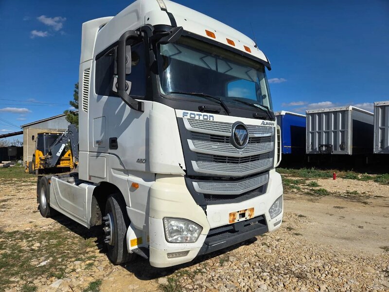 Foton AUMAN 4x2 Седельный тягач — фото 3
