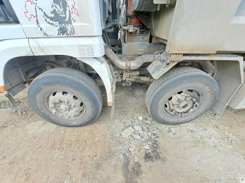 Shacman (Shaanxi) SX 8x4 Самосвал — фото 9