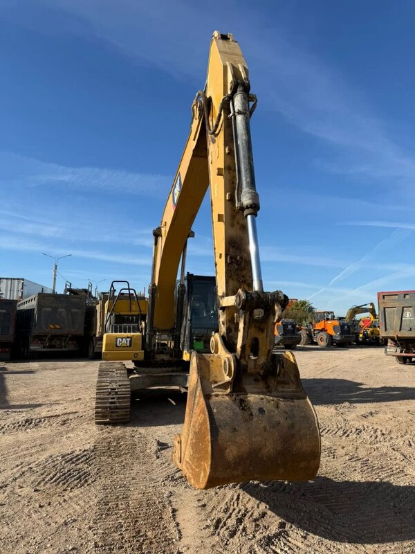 Caterpillar 320 Экскаватор — фото 2