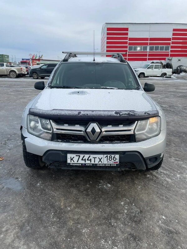 Renault DUSTER — фото 1