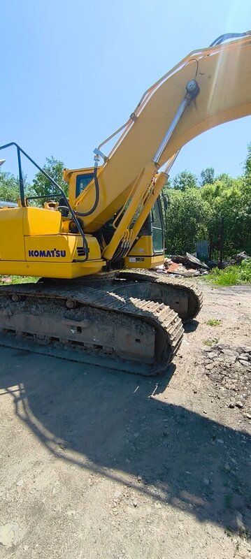 KOMATSU PC 210 Экскаватор — фото 3