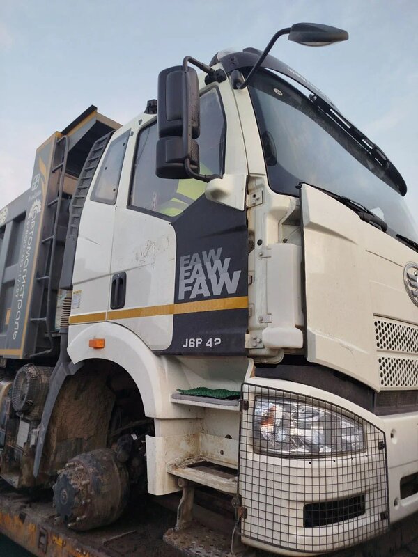 FAW J6 6x6 Самосвал — фото 4