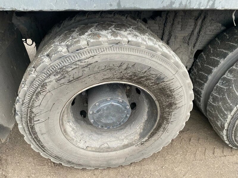 Shacman (Shaanxi) SX 8x4 Самосвал — фото 9