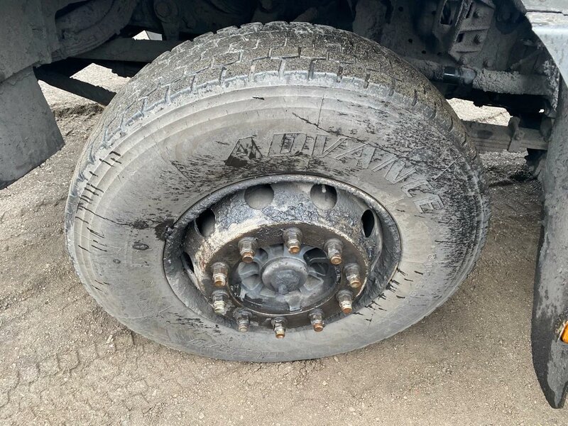 Shacman (Shaanxi) SX 8x4 Самосвал — фото 12