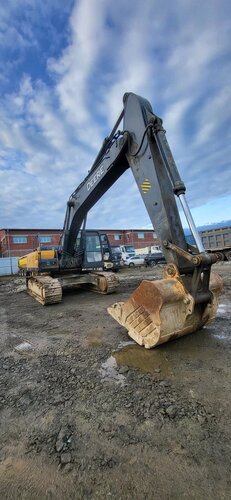 John Deere E330 Экскаватор