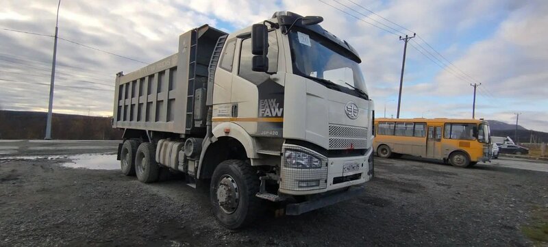 FAW J6 6x6 Самосвал — фото 2
