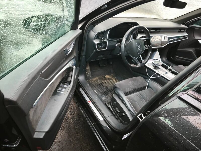 Audi A6 — фото 6