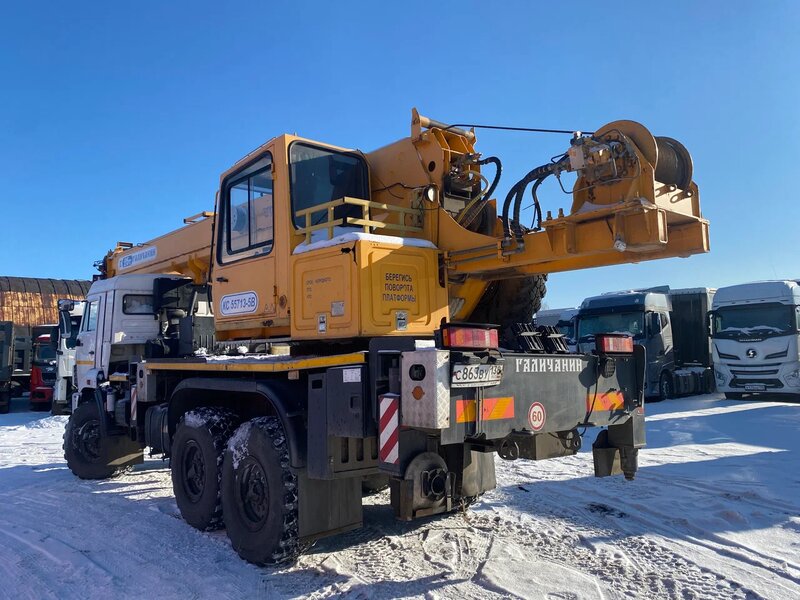 Галичский автокрановый завод (ГАКЗ) КС-55713 на шасси КамАЗ 43118 6x6 Автокран — фото 6