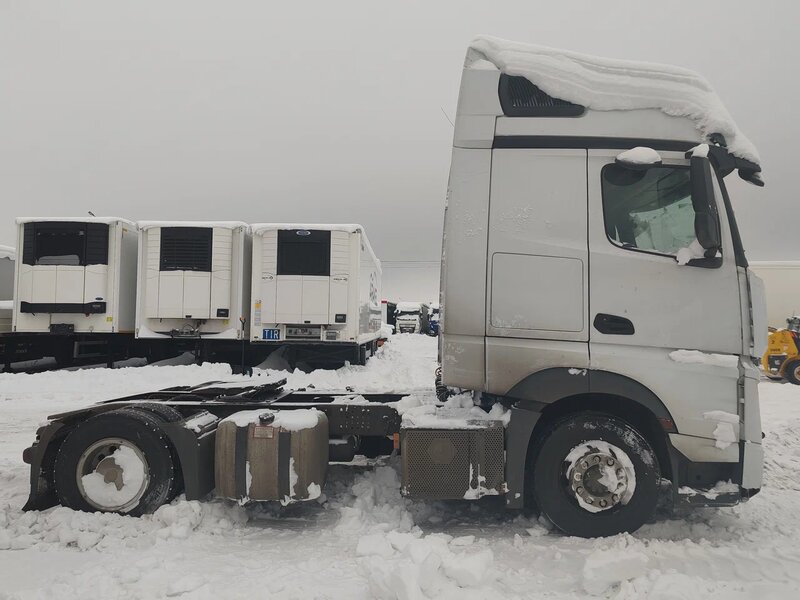 Mercedes-Benz ACTROS 4x2 Седельный тягач — фото 6