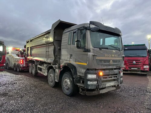 Howo T5G 8x4 Самосвал