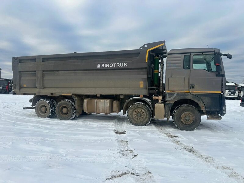 SITRAK C7H 8x4 Самосвал — фото 4