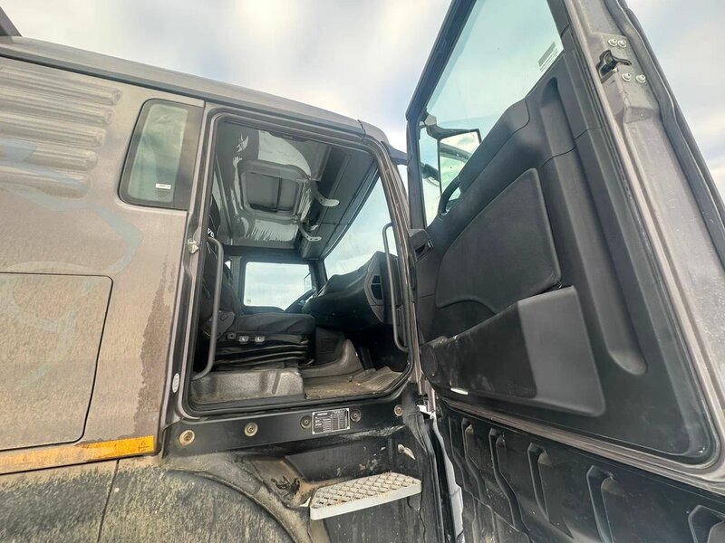SITRAK C7H 8x4 Самосвал — фото 9