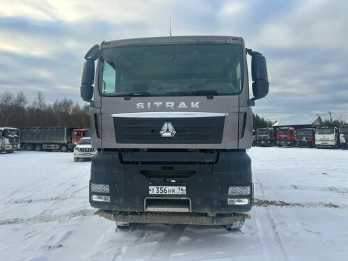 SITRAK C7H 8x4 Самосвал