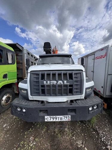 Ural NEXT 4320 6x6 Бортовой с КМУ