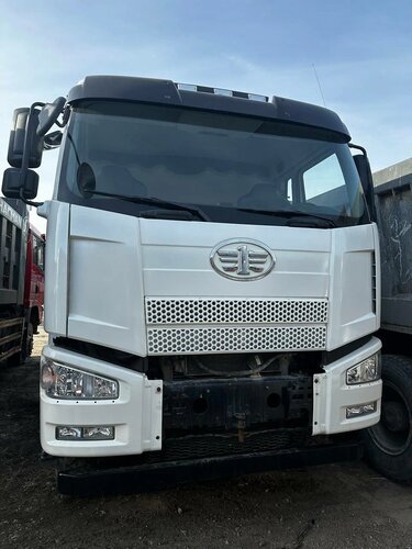 FAW J6 6x6 Самосвал