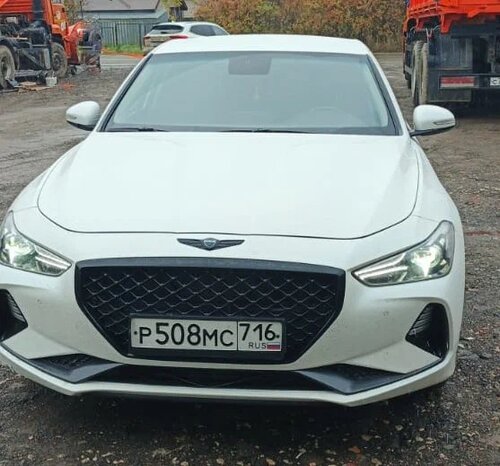 Genesis G70