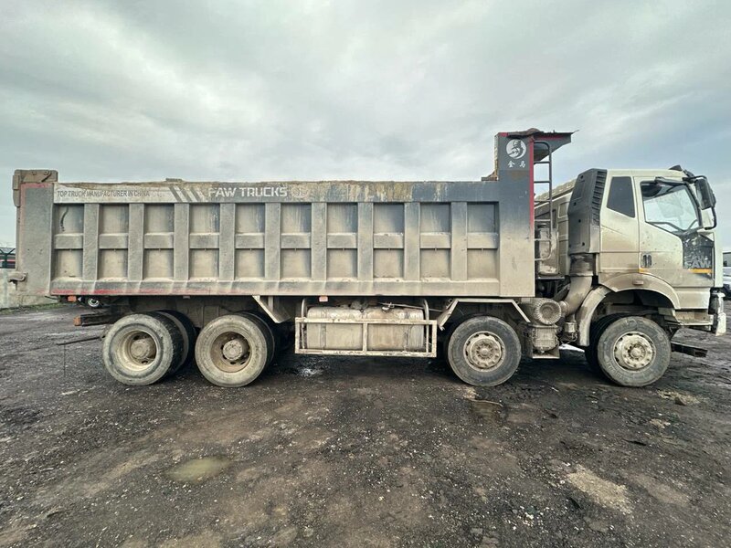 FAW J6 8x4 Самосвал — фото 4