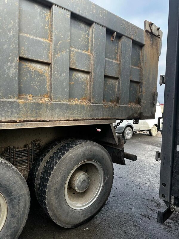 Shacman (Shaanxi) SX 6x6 Самосвал — фото 10