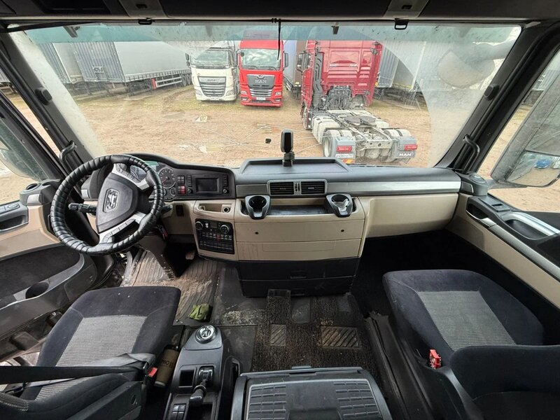 MAN TGX 4x2 Седельный тягач — фото 5